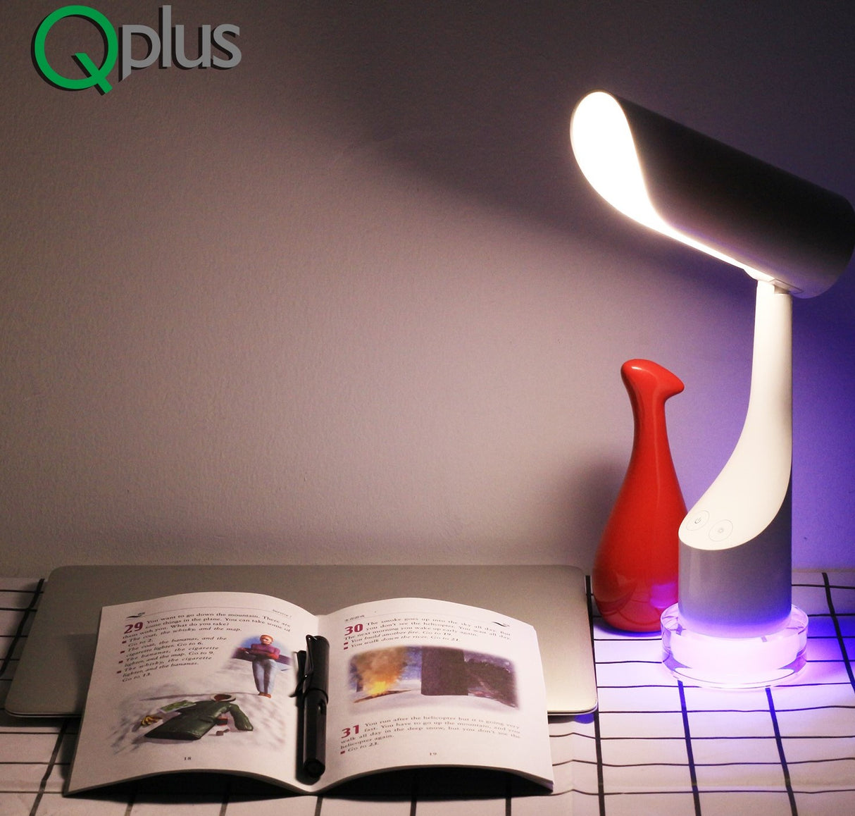 Lámpara de mesa cilíndrica recargable QPlus para sala de estudio - 2 modos de color y base de luz colorida